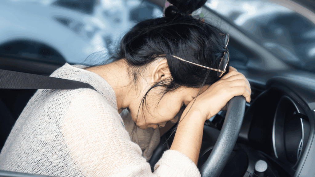 DUI lawyer defends a client in court